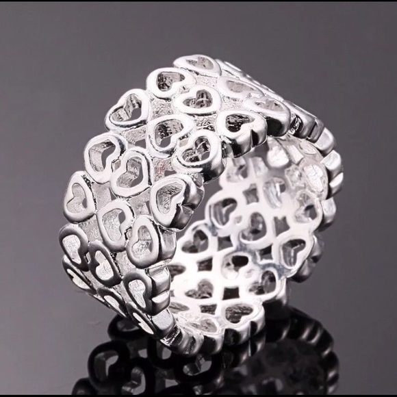 Wide 925 Silver Hearts Ring - Picture 2 of 6